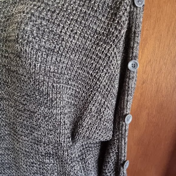 New Directions XL Sweater infused with shiny threads - Picture 4 of 7